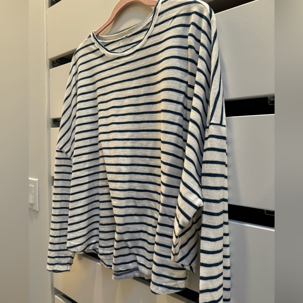 PISTOLA Navy White Striped Batwing Long Sleeved T Shirt Size M - Picture 6 of 7